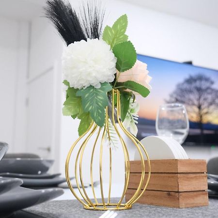 Modernized Three Bedroom House Near City Stadium, Attractions, City Centre - Sky N Netflix - Convenient Transport Manchester Dış mekan fotoğraf