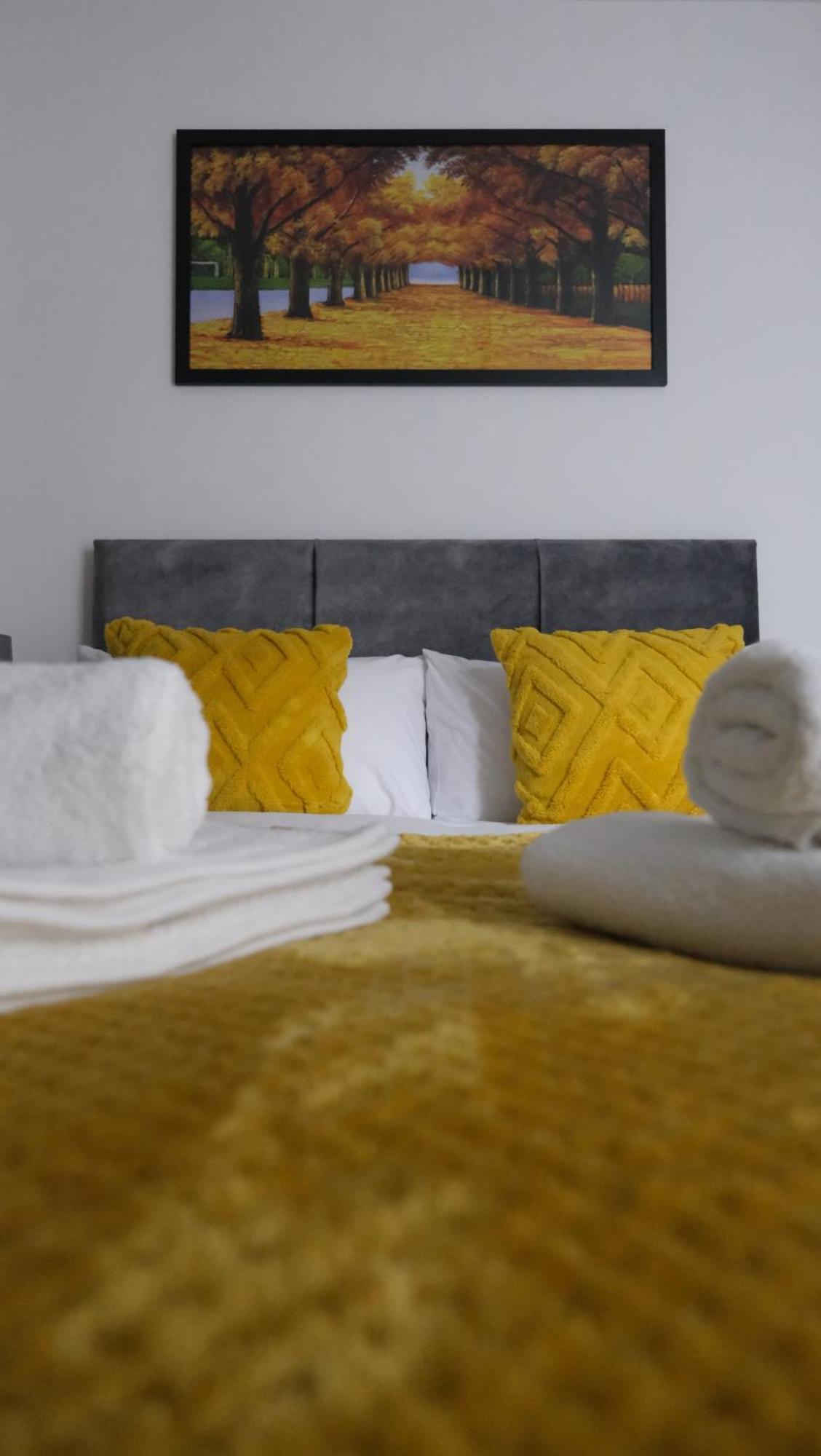 Modernized Three Bedroom House Near City Stadium, Attractions, City Centre - Sky N Netflix - Convenient Transport Manchester Dış mekan fotoğraf