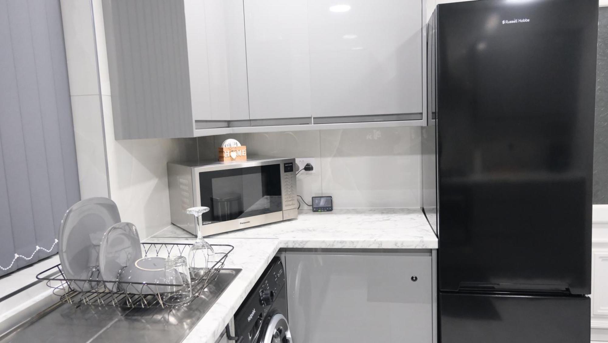 Modernized Three Bedroom House Near City Stadium, Attractions, City Centre - Sky N Netflix - Convenient Transport Manchester Dış mekan fotoğraf